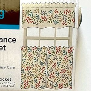 Cafe Curtains New in the Packaging
